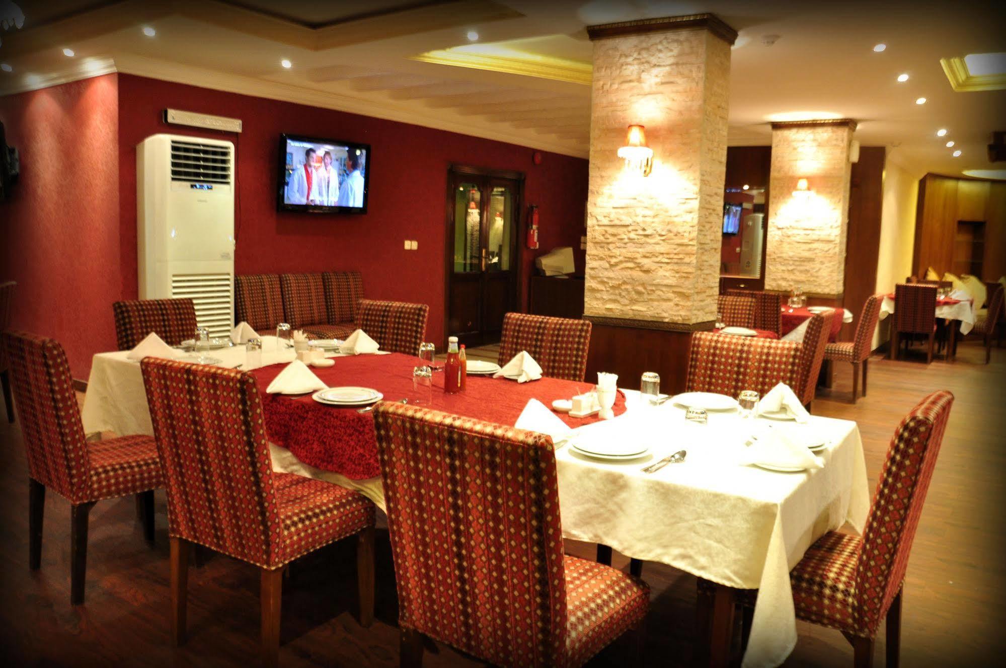 Al Higgi Hotel Yanbu Luaran gambar