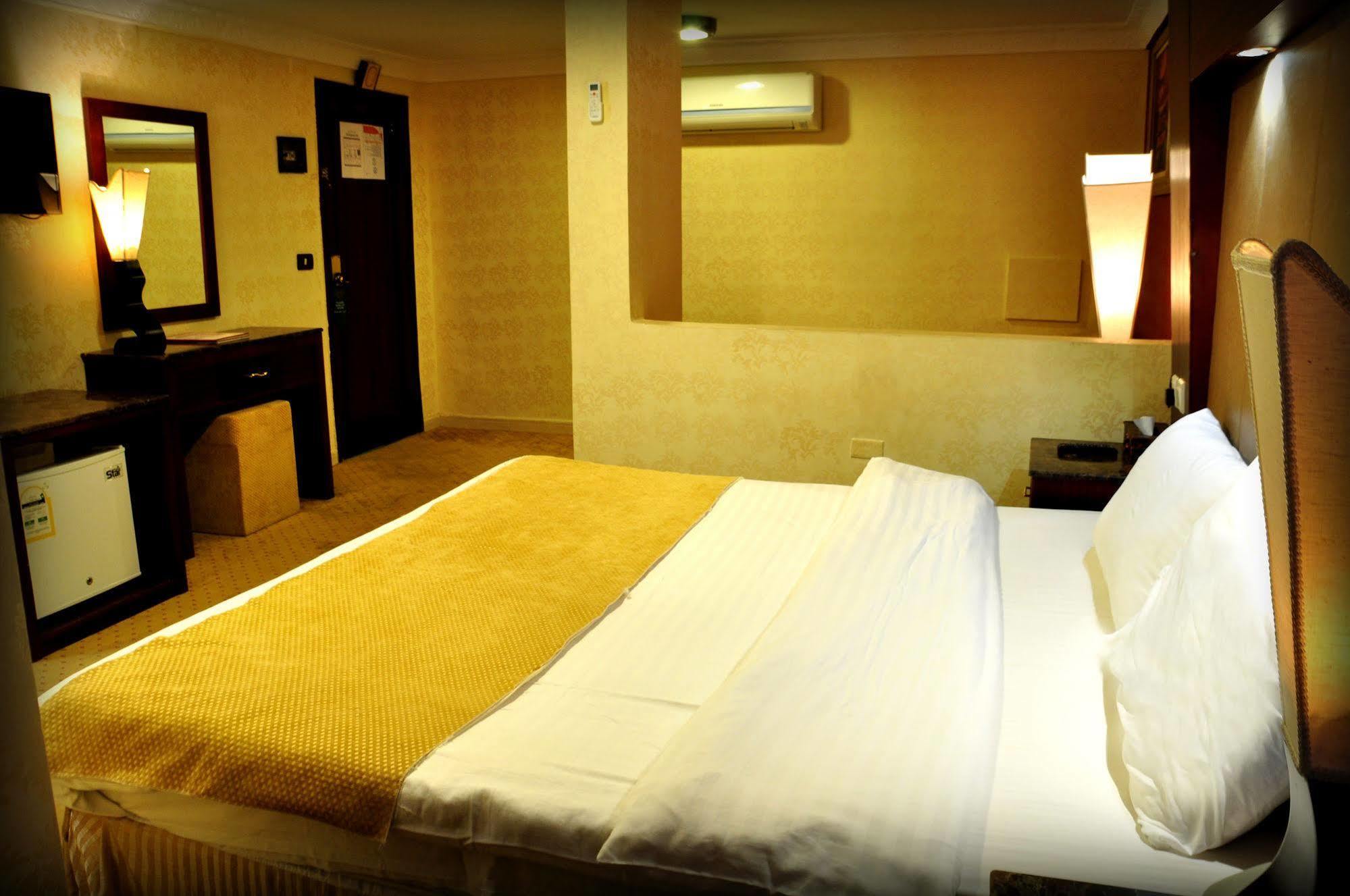 Al Higgi Hotel Yanbu Luaran gambar