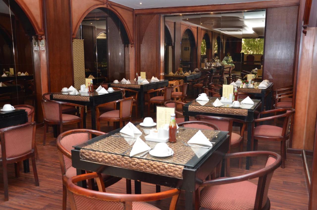 Al Higgi Hotel Yanbu Luaran gambar